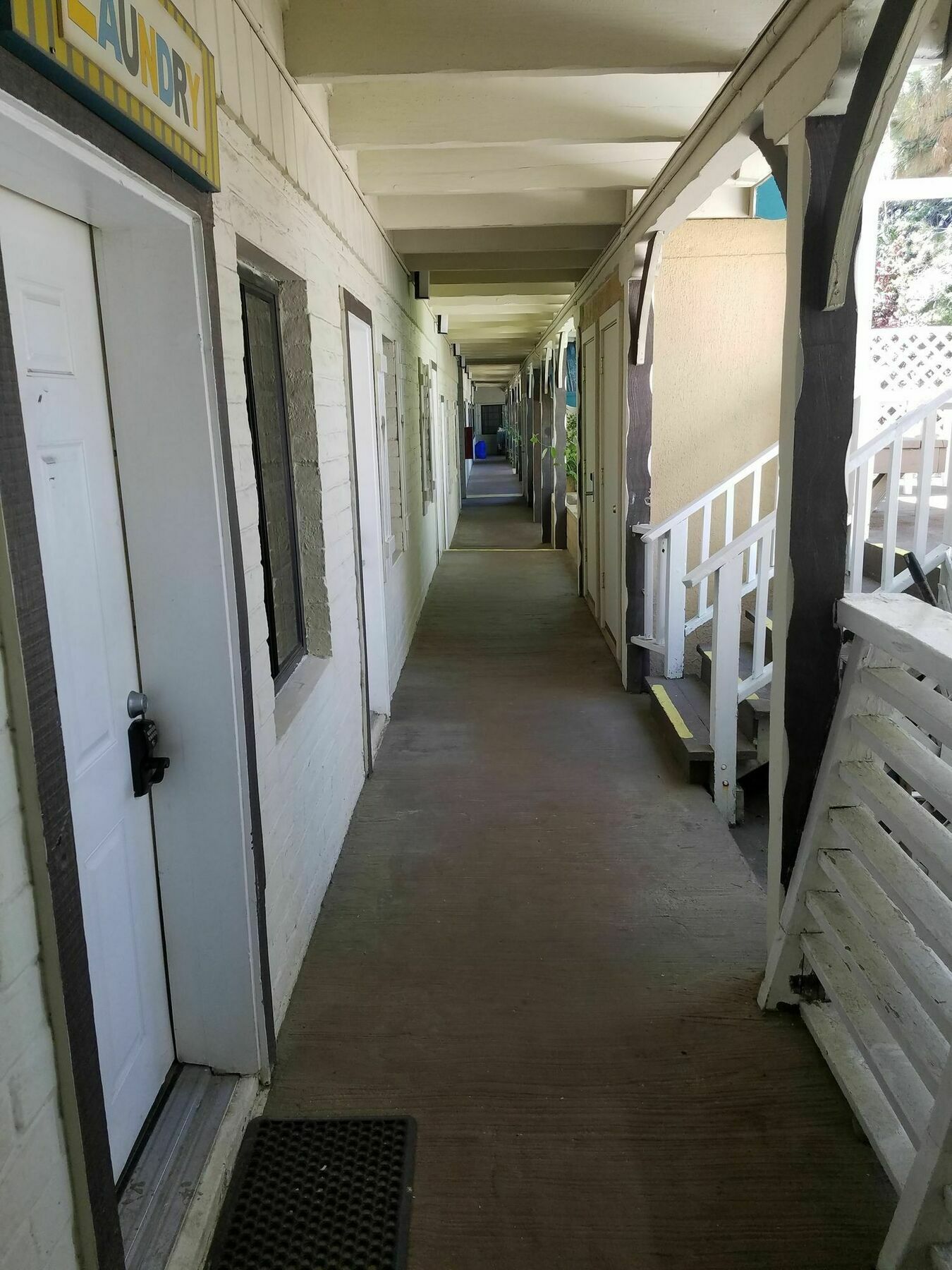 Econo Lodge Inn & Suites Heavenly Village Area South Lake Tahoe Exterior photo